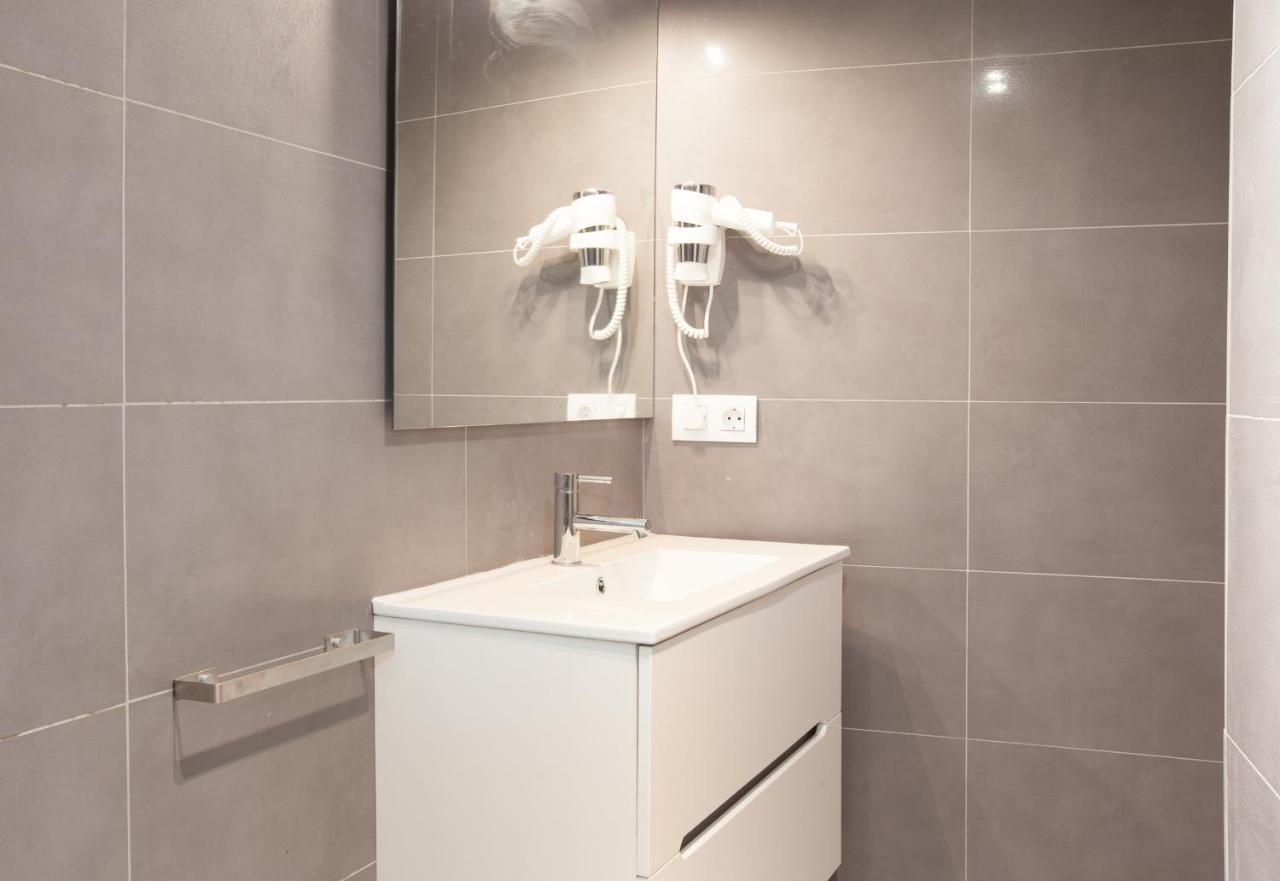 Habitat Apartments Alissia Barcelona Bagian luar foto